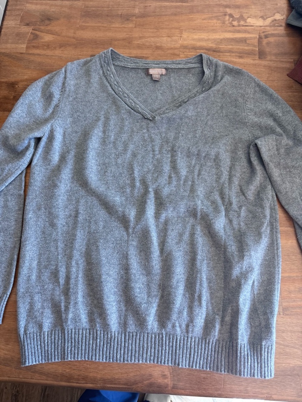 White Stag Men's V-Neck Gray Sweater